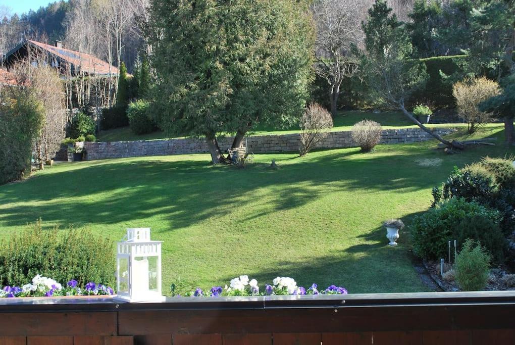 Wohnung Direkt Am Tegernsee Mit Xl-Terrasse グミュント・アム・テーガンゼー エクステリア 写真